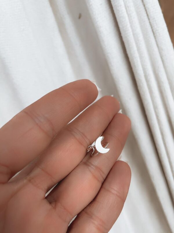 Piercing Fake Lua Prata Branca